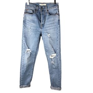 Levis Distressed Wedgie Skinny Jeans Light Wash